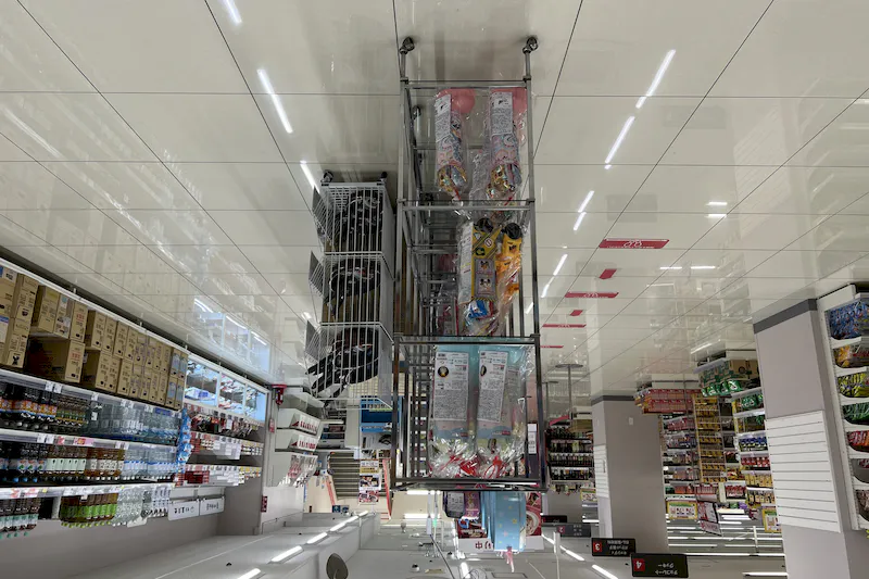 【西友　小平店】2Fレジ横　プロモーション用途や物販、食物販のポップアップストアに最適なスーパー店内催事イベントスペース