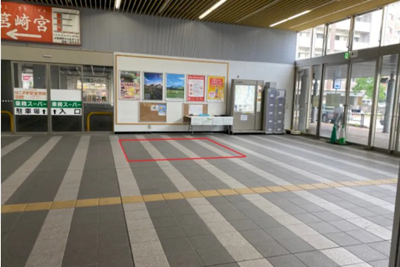 【JR箱崎駅構内】JR箱崎駅構内イベントスペース（駅改札前）