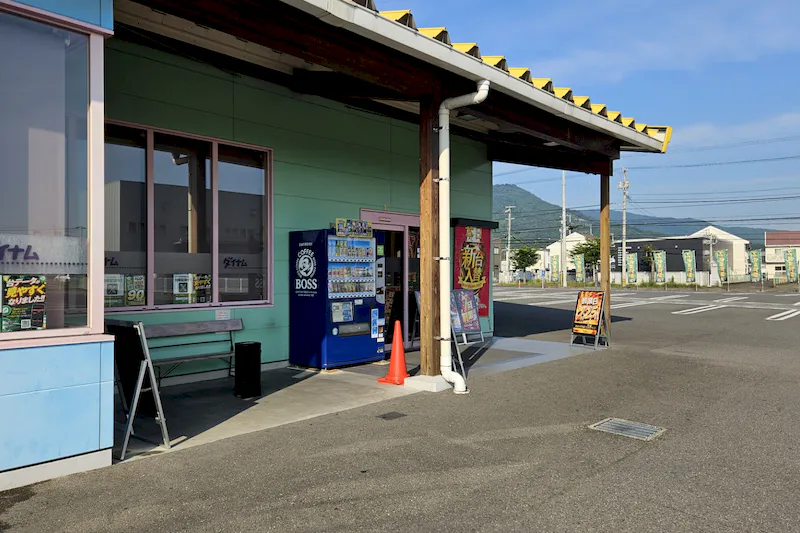 【ダイナム香川高松郷東店ゆったり館｜割引キャンペーン実施中】キッチンカーやプロモーションに最適なアミューズメント施設のイベントスペース
