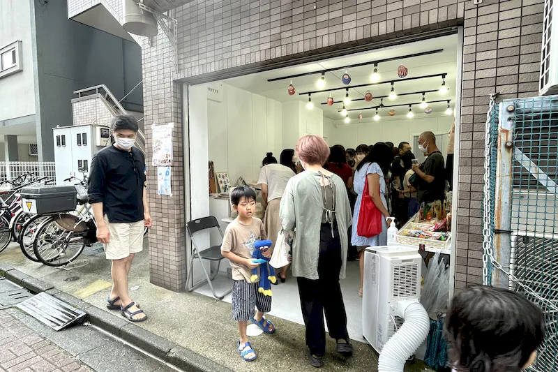 【都営新宿線大島駅3分】エアコン有りで夏も冬も快適、サンロード中の橋商店街入口すぐの好立地、ポップアップストアや販売促進イベントに最適な特典付きイベントスペース