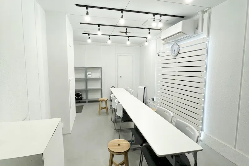 【都営新宿線大島駅3分】エアコン有りで夏も冬も快適、サンロード中の橋商店街入口すぐの好立地、ポップアップストアや販売促進イベントに最適な特典付きイベントスペース
