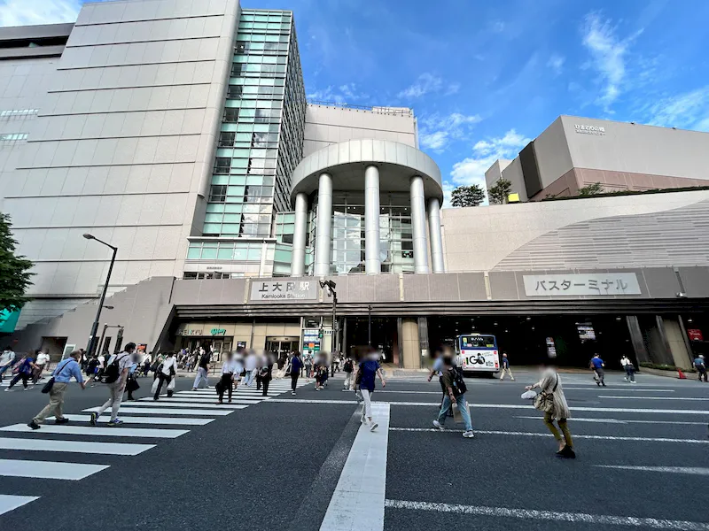【横浜市営地下鉄ブルーライン上大岡駅｜割引キャンペーン実施中】各種プロモーションや物販、食物販のポップアップストアに最適な京急方面改札付近の画像4