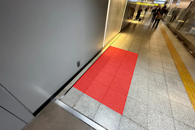 【横浜市営地下鉄ブルーライン上大岡駅｜割引キャンペーン実施中】各種プロモーションや物販、食物販のポップアップストアに最適な京急方面改札付近
