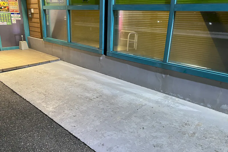 【ダイナム小杉店ゆったり館｜割引キャンペーン実施中】キッチンカーやプロモーションイベントの開催に最適なアミューズメント施設のイベントスペース