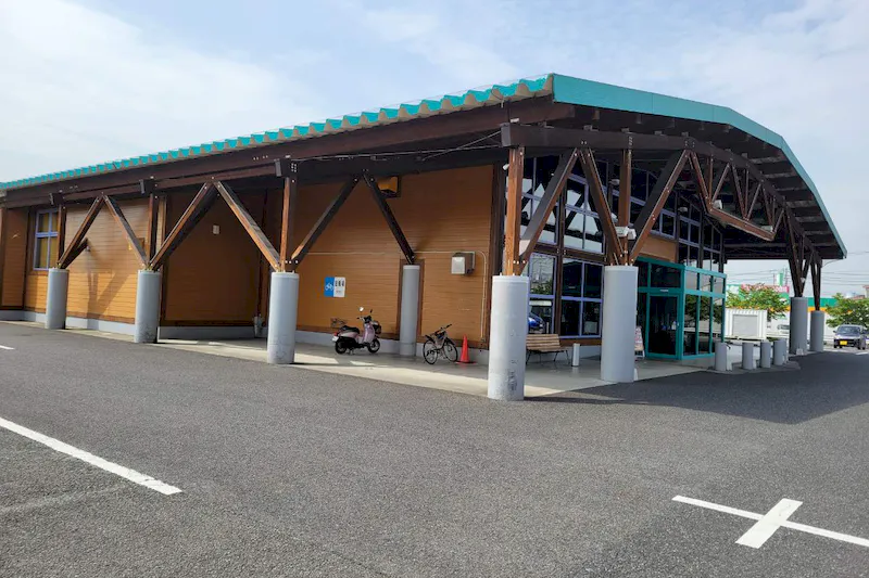 【ダイナム足利店｜割引キャンペーン実施中】キッチンカーや各種プロモーションイベントに最適なアミューズメント施設のイベントスペース