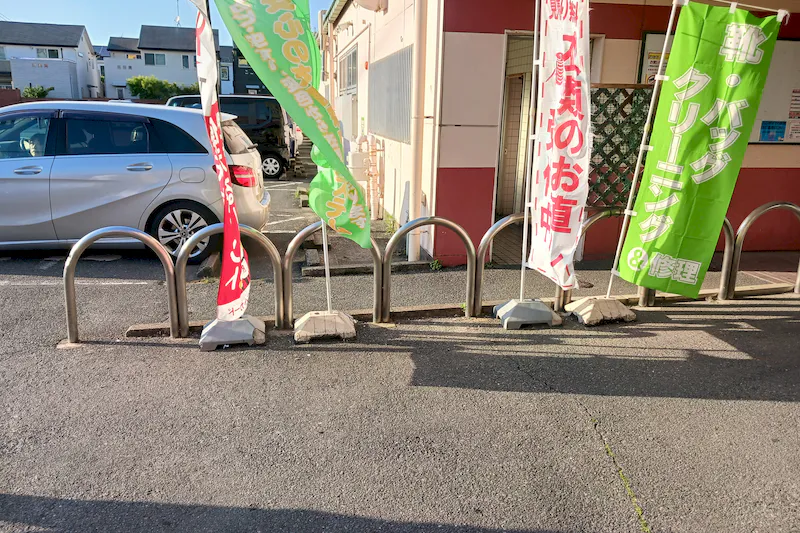 【西鉄ストア七隈店】駐車場側出入口 販促プロモーションやキッチンカー出店に最適なスーパー屋外催事イベントスペース