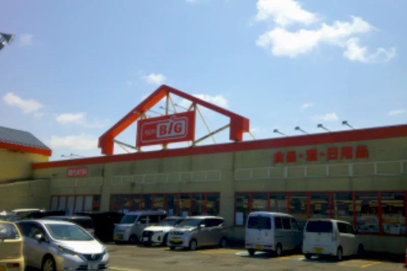 【ザ・ビッグ能代高塙店】店舗入口脇（中） 販促プロモーションに最適なスーパー店内催事イベントスペース