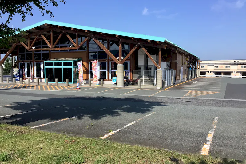 【ダイナム東根店｜割引キャンペーン実施中】キッチンカーの開催に最適なアミューズメント施設のイベントスペース