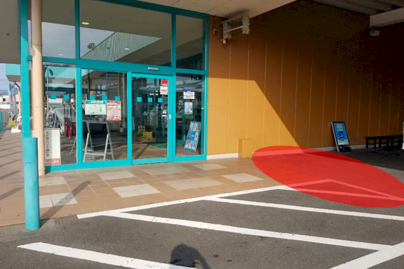 【ダイナム大間々店ゆったり館｜割引キャンペーン実施中】キッチンカーやプロモーションイベントに最適なアミューズメント施設のイベントスペース