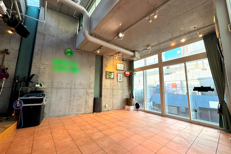 【外苑前駅6分】展示会や受注販売会に最適なテラスも使用できるレンタルスペース