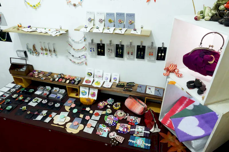 【若林駅2分】展示会や個展に適した線路沿いのギャラリー