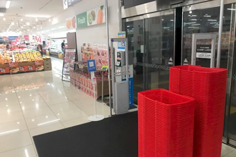 【西友　都賀店】1F入口横　プロモーション用途や物販、食物販のポップアップストアに最適なスーパー店内催事イベントスペース