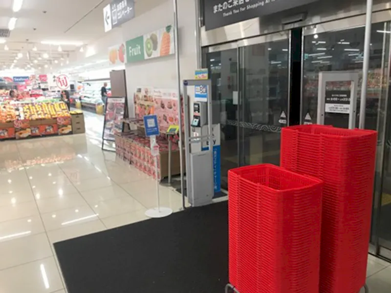 【西友　都賀店】1F入口横　プロモーション用途や物販、食物販のポップアップストアに最適なスーパー店内催事イベントスペースの画像3