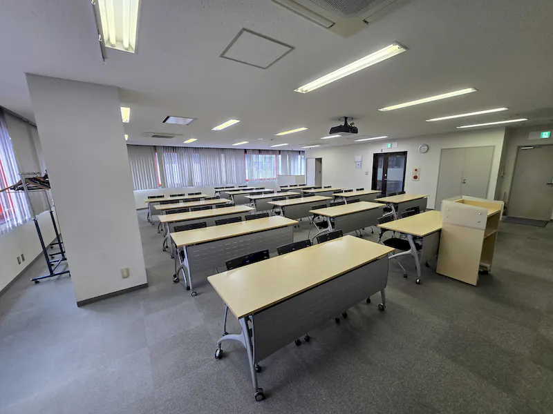 【新富町3分】展示会や会議に最適な駅チカで100㎡以上あるレンタルスペースの画像3