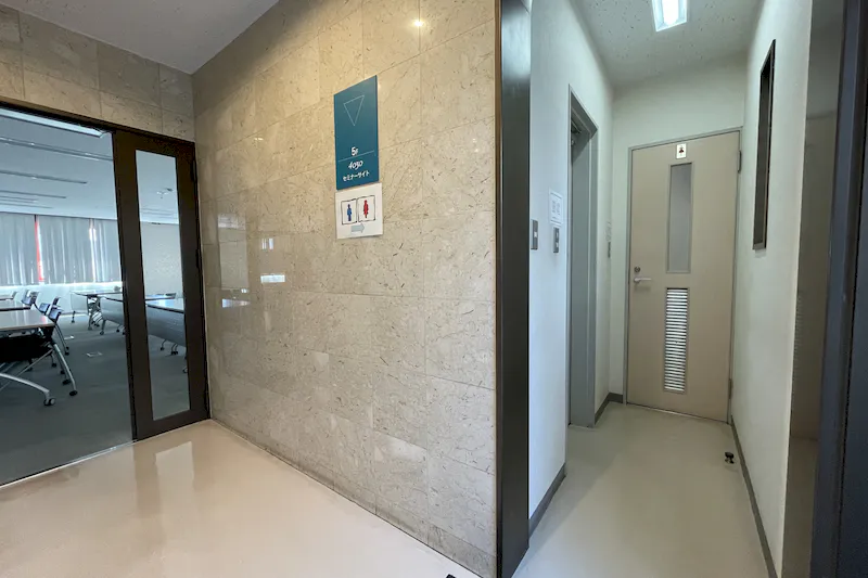 【新富町3分】展示会や会議に最適な駅チカで100㎡以上あるレンタルスペース