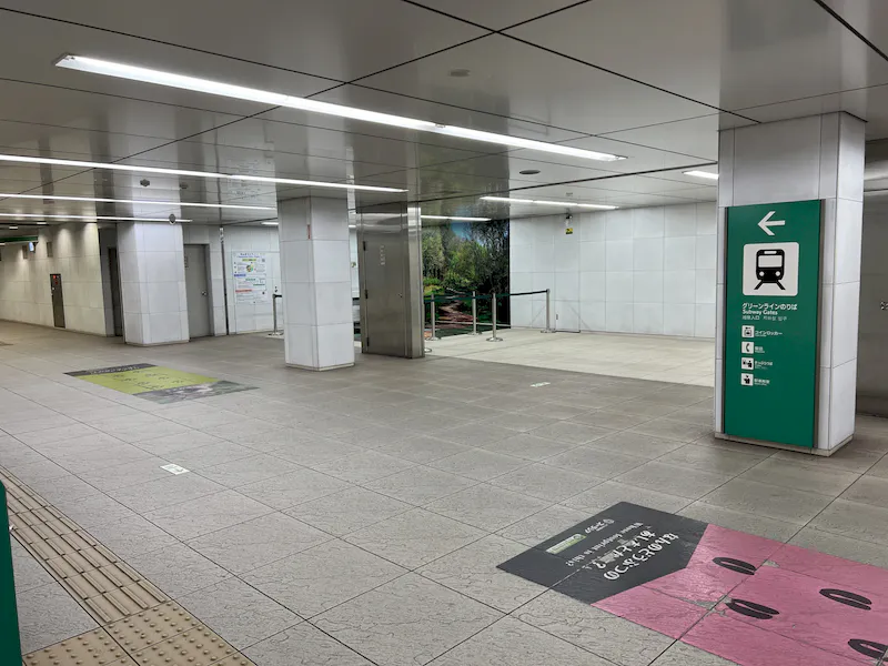 【横浜市営地下鉄グリーンライン中山駅｜割引キャンペーン実施中】各種プロモーションやサンプリングに最適な改札外コンコース横のイベントスペースの画像3