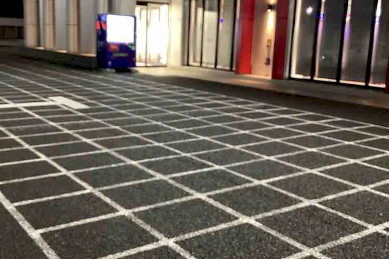 【ダイナム新四街道店｜割引キャンペーン実施中】キッチンカーやプロモーションイベントの開催に最適なアミューズメント施設のイベントスペース