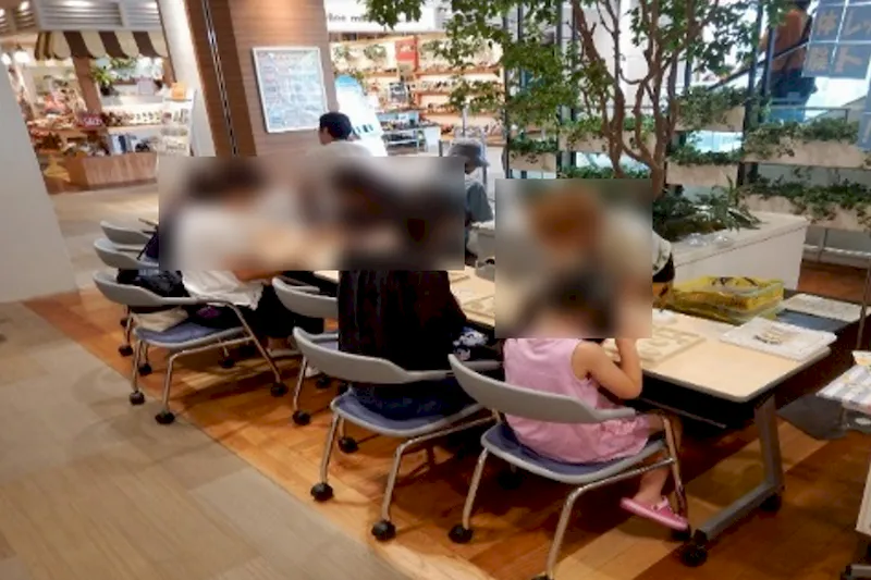 【ララガーデン長町】2階南側エスカレーター(A)