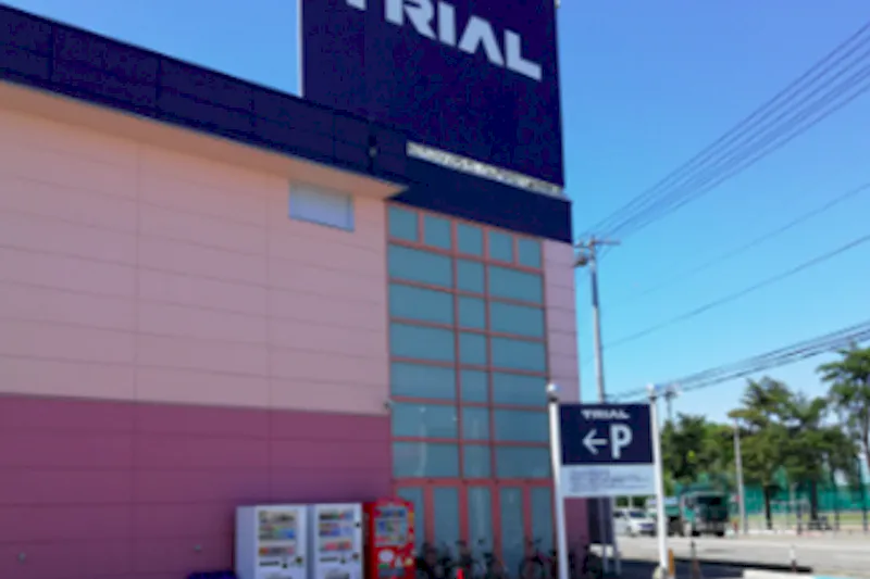 【スーパーセンタートライアル帯広東店】【店舗出入口】キッチンカー（調理営業）出店限定/屋外スペースA　※焼鳥等煙商材NG