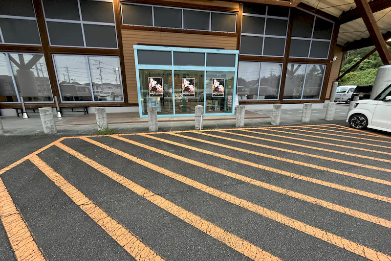 【ダイナム静岡御前崎店｜割引キャンペーン実施中】キッチンカーやプロモーションイベントの開催に最適なアミューズメント施設のイベントスペース