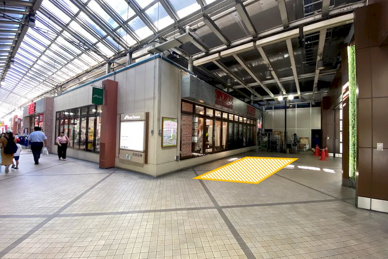 【ビーンズ赤羽A】赤羽駅直結施設で車両を使用したPR出店者を募集！高架下で雨に濡れずに出店可能