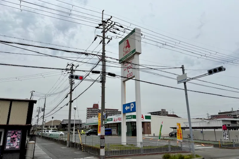 【A-プライス加古川別府店】キッチンカーや食物販出店に適したスーパーの軒下スペース