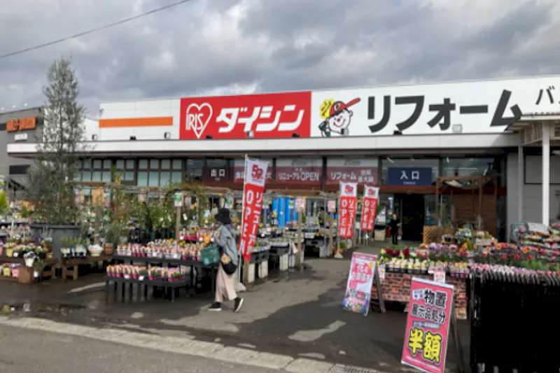 【ダイシン泉店】駐車場　キッチンカーの出店やテント形式のイベント実施に最適な屋外の催事イベントスペース