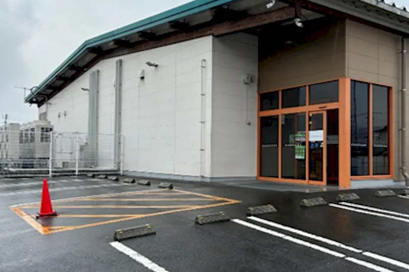 【ダイナム福岡川崎店ゆったり館｜割引キャンペーン実施中】キッチンカー出店やプロモーションイベントに最適なアミューズメント施設のイベントスペース