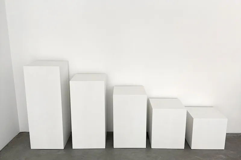 【代官山駅5分】展示・ポップアップ・撮影に最適な白壁×コンクリート床のミニマルなレンタルギャラリー