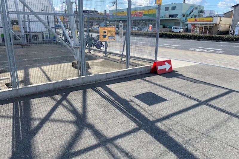 【フィッシングマックス武庫川店】キッチンカーやプロモーションに最適な店舗前駐車場スペース