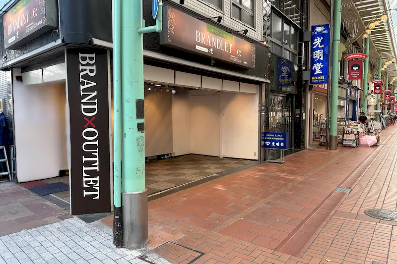 【神戸 元町商店街】 ポップアップストアやPRイベントに最適！神戸元町商店街アーケード内の交差点角地の3丁目イベントスペース