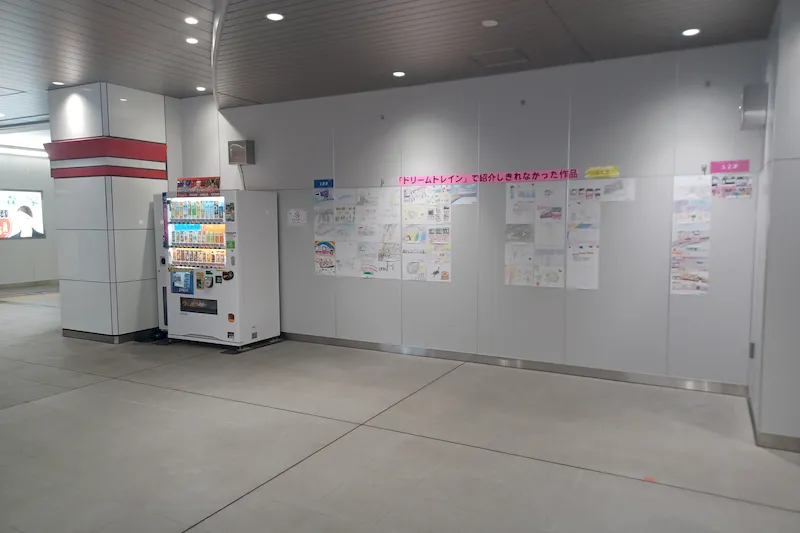 【新鎌ヶ谷駅】（改札内①）食物販やポップアップストアに最適な人の流動が多い改札前コンコース