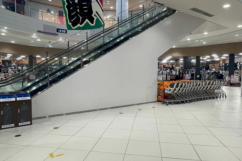 【イオンモール春日部】1F 藤の広場 裏 特設スペース