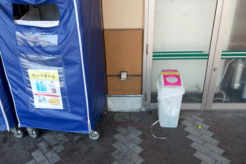 【スピナマート中井店】住宅側 販促プロモーションや物販に最適なスーパー屋外催事イベントスペース