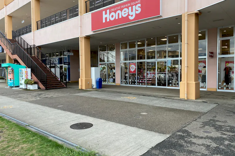 【フレスポ小田原シティーモール】キッチンカーに最適な北館1F屋外スペース③
