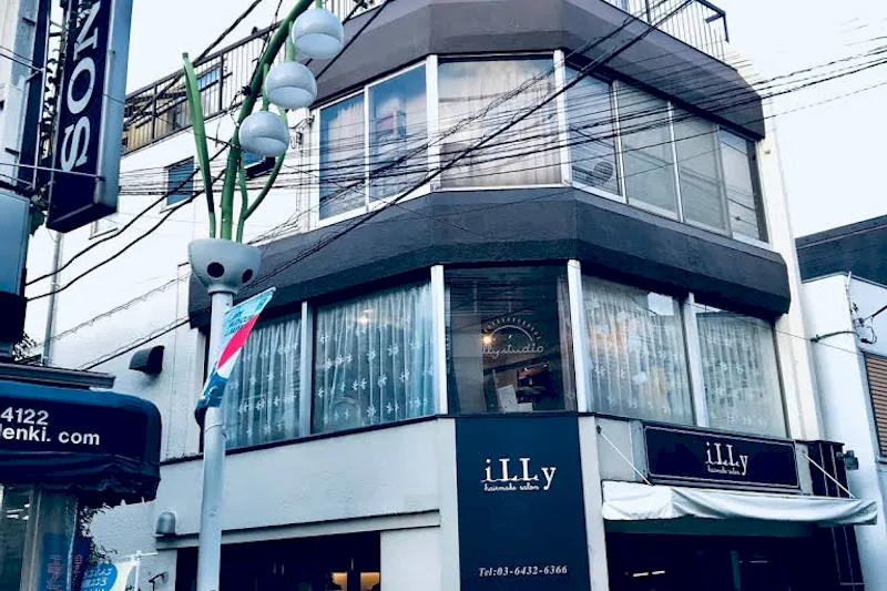 【経堂駅4分】アパレルの展示会や招待制のイベントに最適な白を基調としたギャラリー