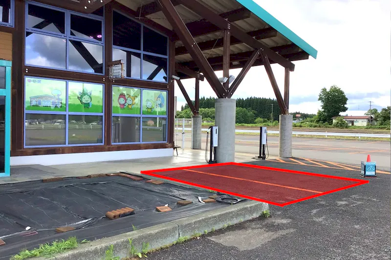 【ダイナム十和田店ゆったり館｜割引キャンペーン実施中】キッチンカーに最適なアミューズメント施設のイベントスペース（駐車場）