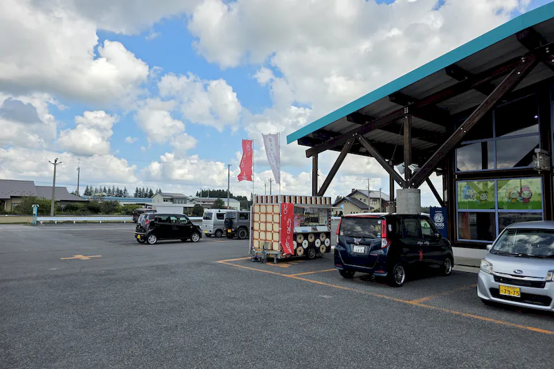 【ダイナム十和田店ゆったり館｜割引キャンペーン実施中】キッチンカーに最適なアミューズメント施設のイベントスペース（駐車場）