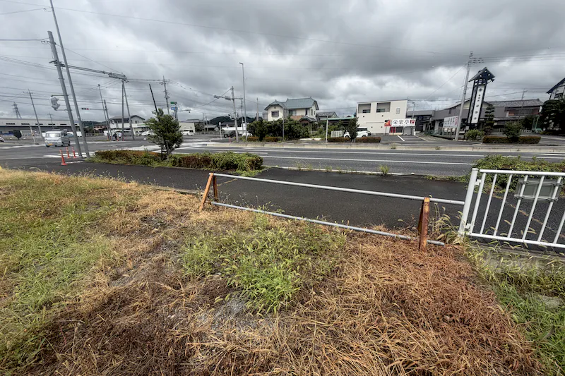 【高崎市吉井町】国道254号沿い交差点角地の300㎡屋外イベントスペース