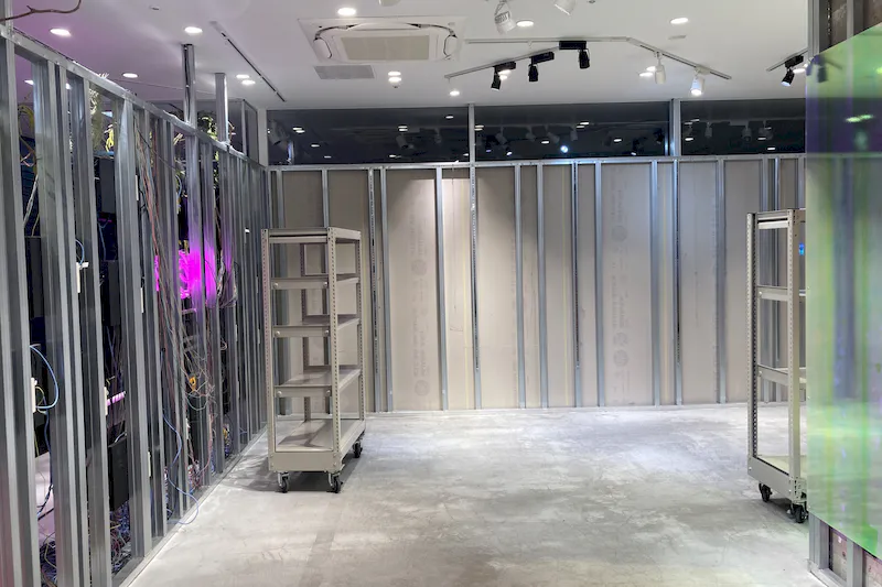 【ラフォーレ原宿／明治神宮前駅1分】愛と狂気のマーケット ポップアップストアや展示、PRイベントに最適、販売スタッフ不要なイベントスペース(スペース大)