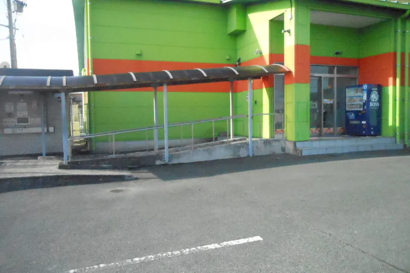 【夢屋大牟田店】キッチンカーやプロモーション等に最適なアミューズメント施設のイベントスペース