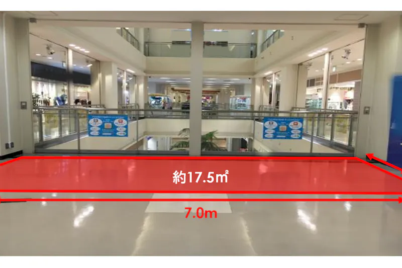 【ららぽーとTOKYO-BAY】南館2F　南Cエスカレーター下