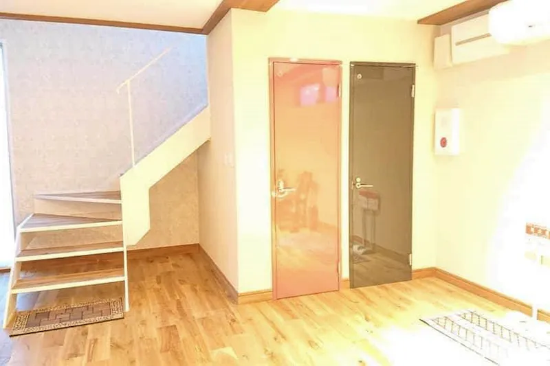 【広尾駅2分】展示会や招待制イベントに最適な吊り戸で用途を分けやすいレンタルスペース