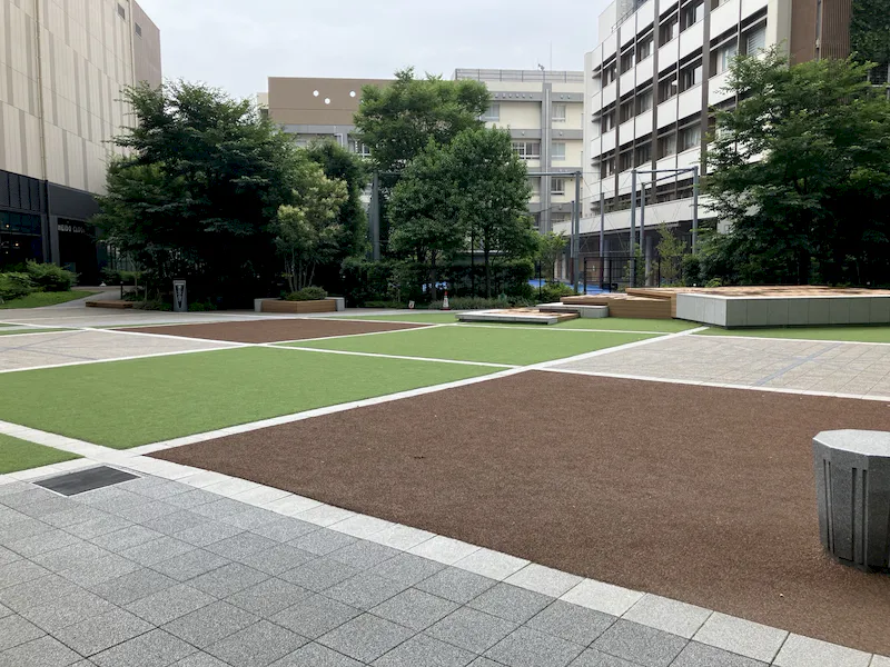 【KAMEIDO CLOCK】1Fカメクロステージ 大型イベントに最適な屋外催事イベントスペースの画像4