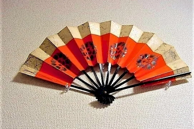 日本舞踊用　扇：花柳流