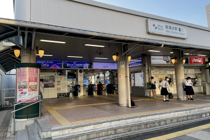 【新清水駅/東口①】ポップアップストアや食物販に最適な駅改札前スペース