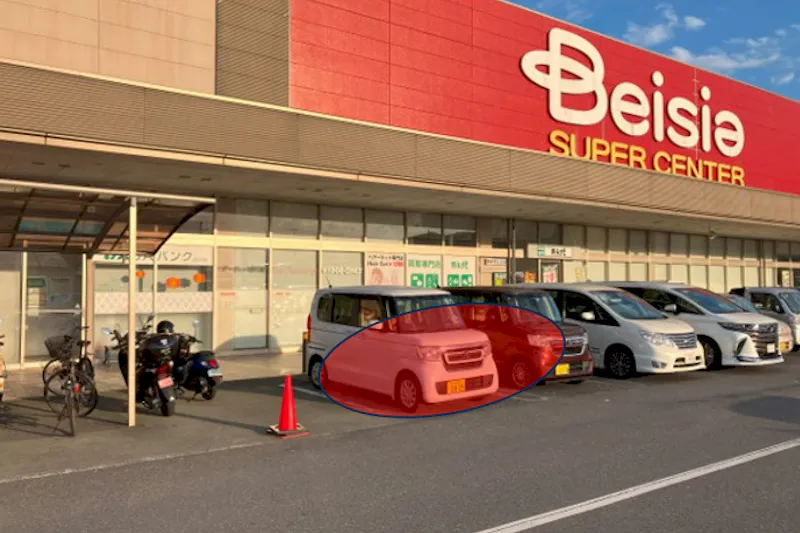 【ベイシア 鴨川店】駐車場スペース　販促プロモーションに最適な屋外催事イベントスペース