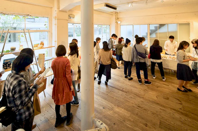 【LIGHT BOX STUDIO 1F｜表参道駅5分】自然光あふれる青山のフロア貸しイベントスペース