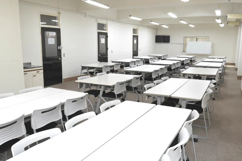 【飯田橋駅3分】設備充実で広さのある4階会議室(大A)