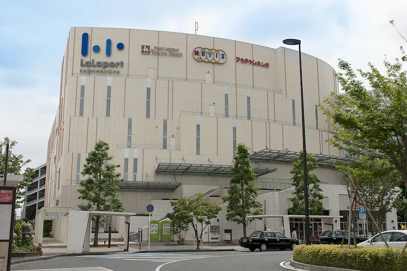【MOVIX柏の葉】プロモーションに最適！顧客にリーチしやすい映画館内のイベントスペース(6㎡)
